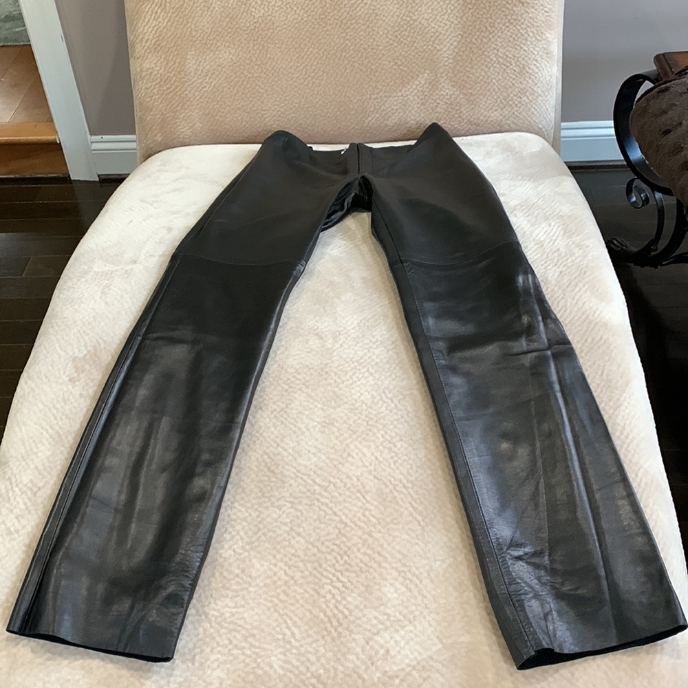 Very supple leather pants almost flawless see last picture
